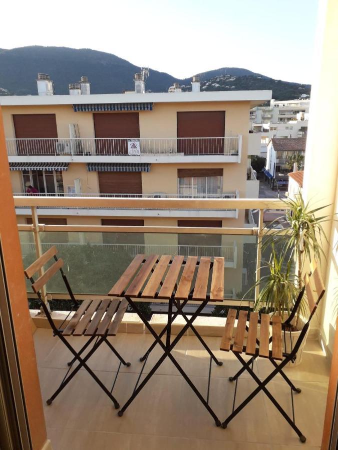 Appartement Studio Au Coeur Du Golf De Saint-Tropez Кавалер-сюр-Мер Экстерьер фото
